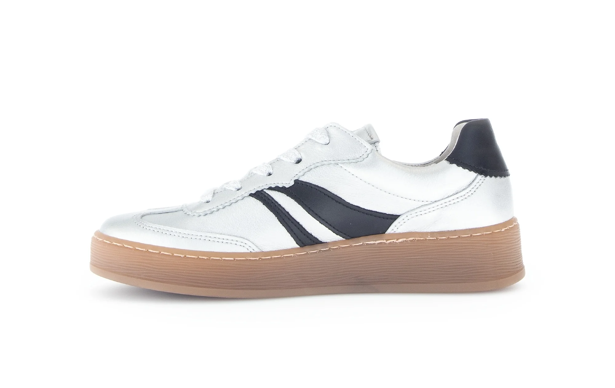 Baskets argentées en cuir lisse - Image 2