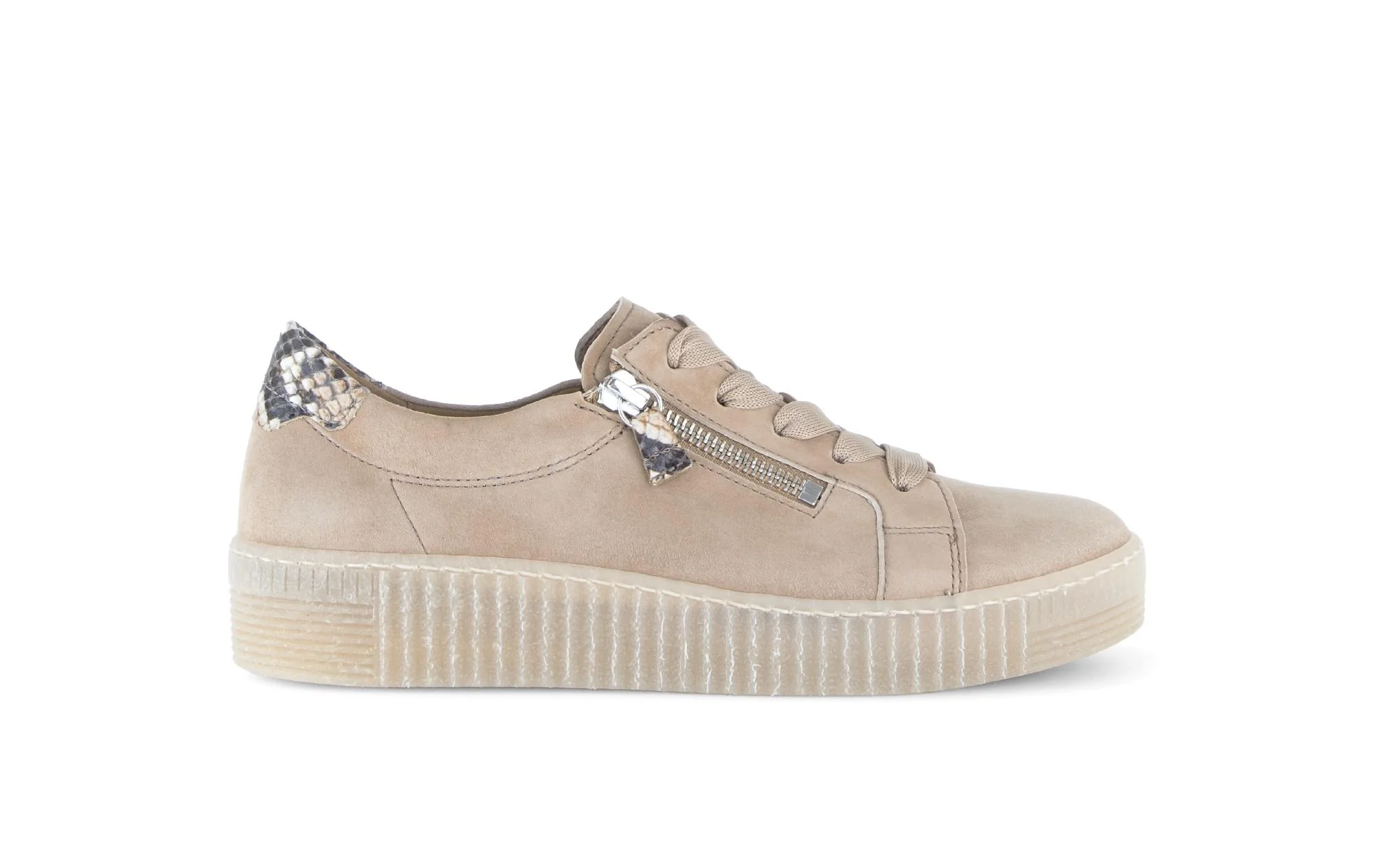 Baskets beiges en nubuck