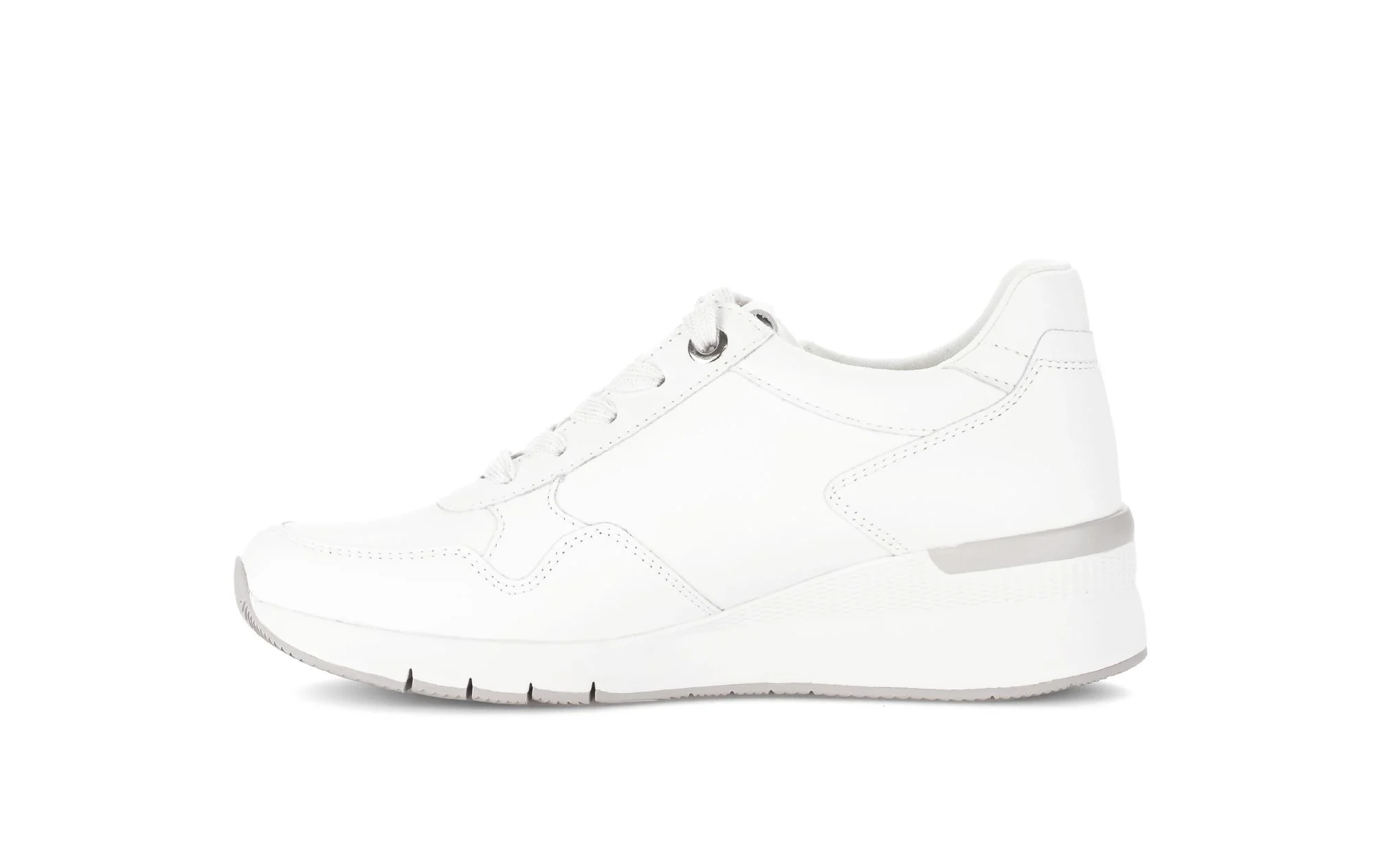 Baskets blanches en cuir - Image 2