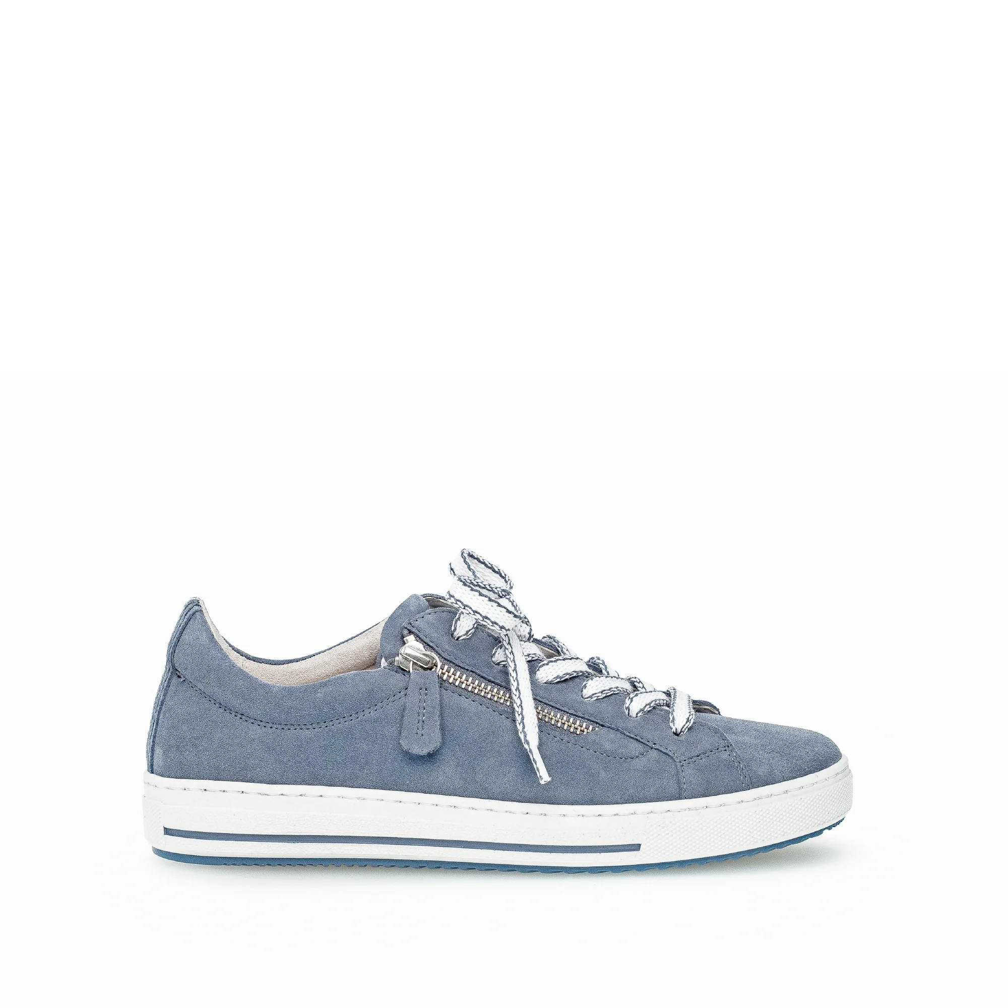 Baskets bleues en cuir velours