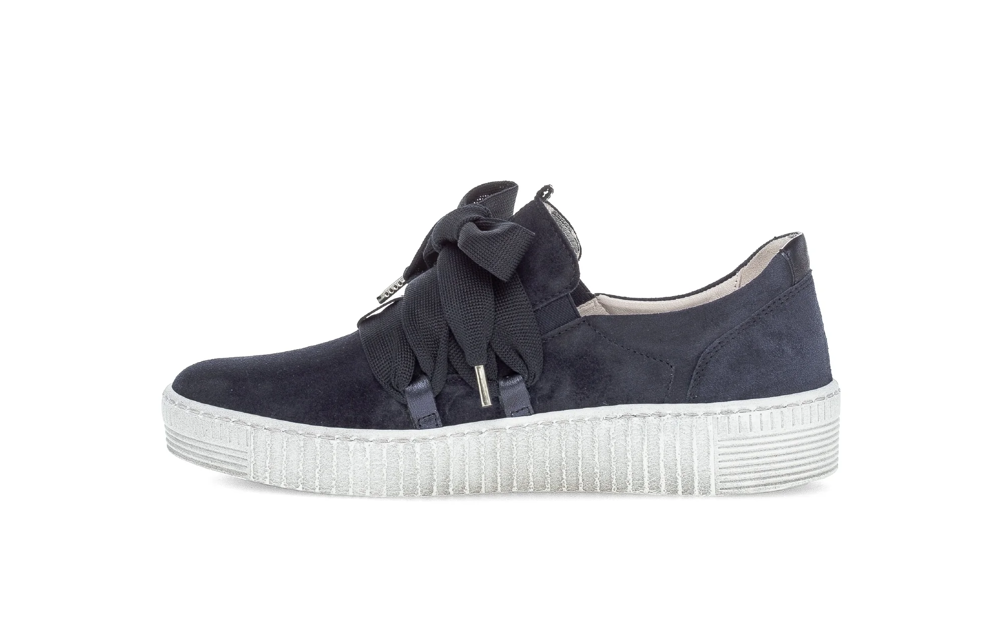 Baskets bleues en velours - Image 2