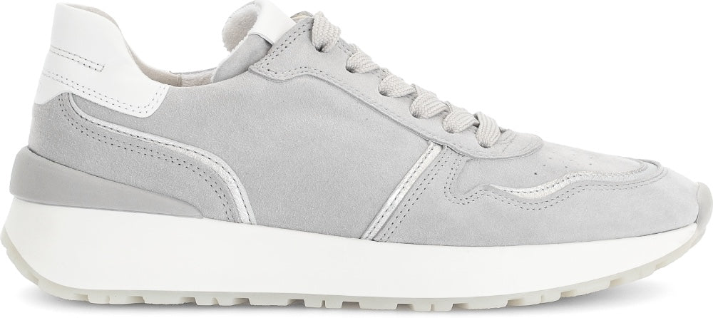 Baskets grises en velours
