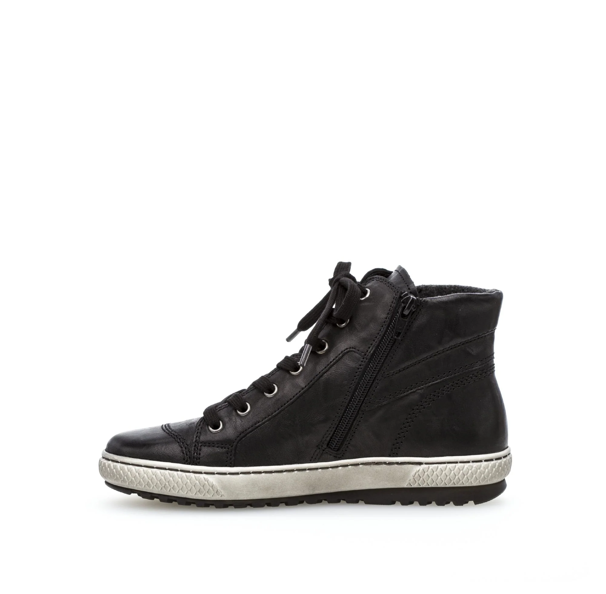 Baskets montantes noires en cuir gras - Image 2