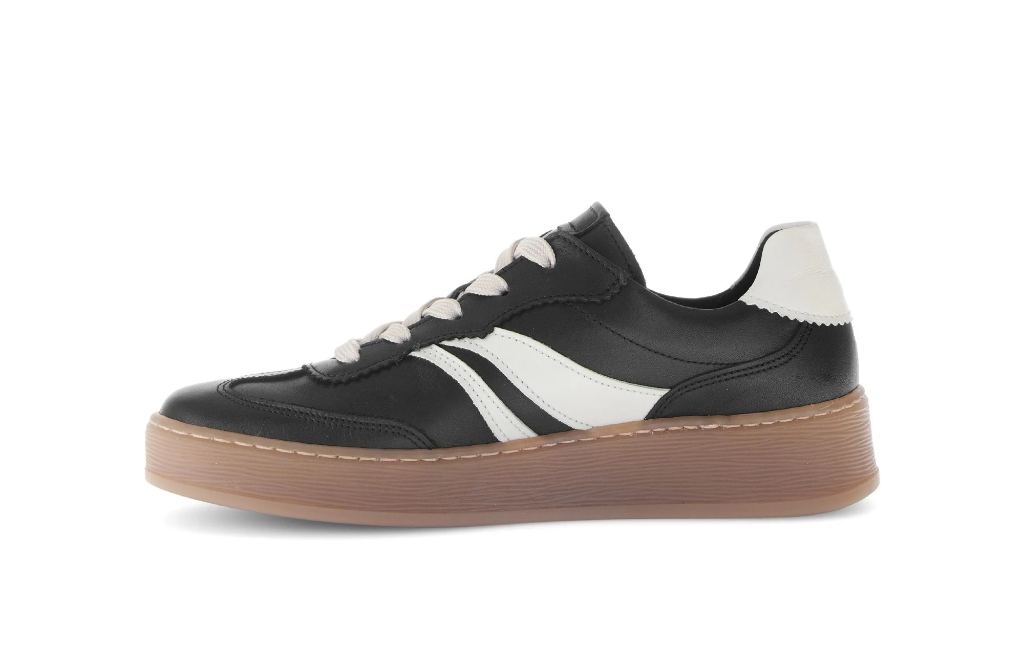 Baskets noires en cuir lisse - Image 2