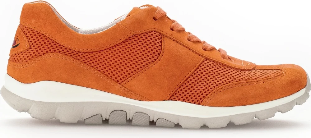 Baskets orange en textile et cuir