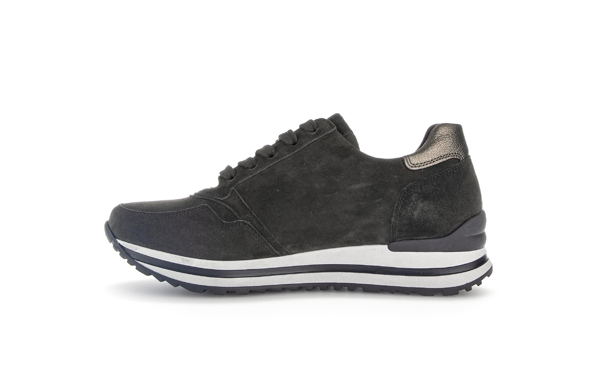 Baskets vertes foncées en Nubuck - Image 2