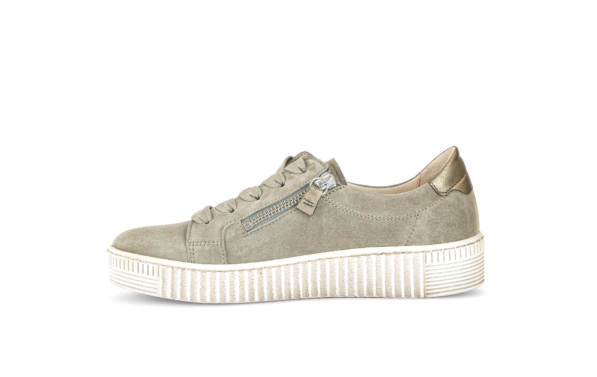 Baskets vertes en nubuck - Image 2