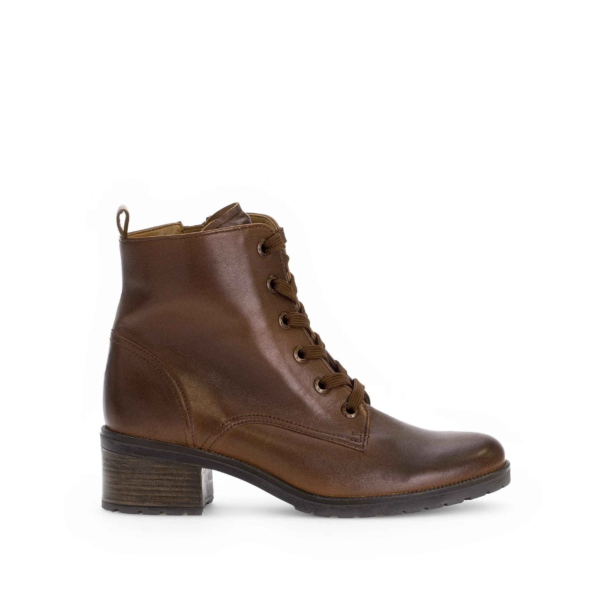 Bottines à lacets sattels en cuir lisse