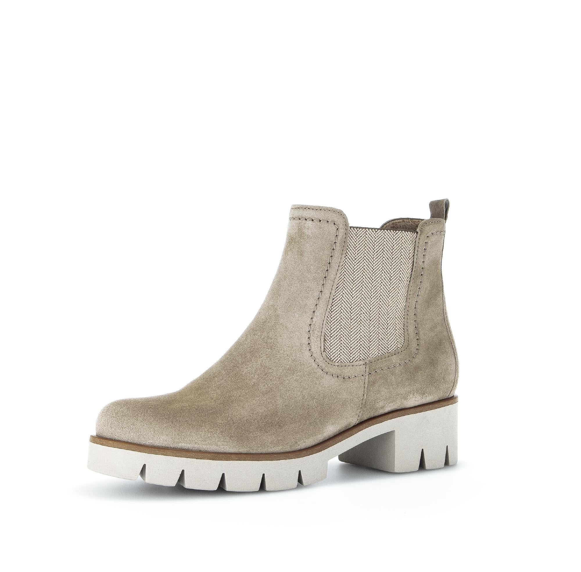 Bottines beiges en Nubuck - Image 6