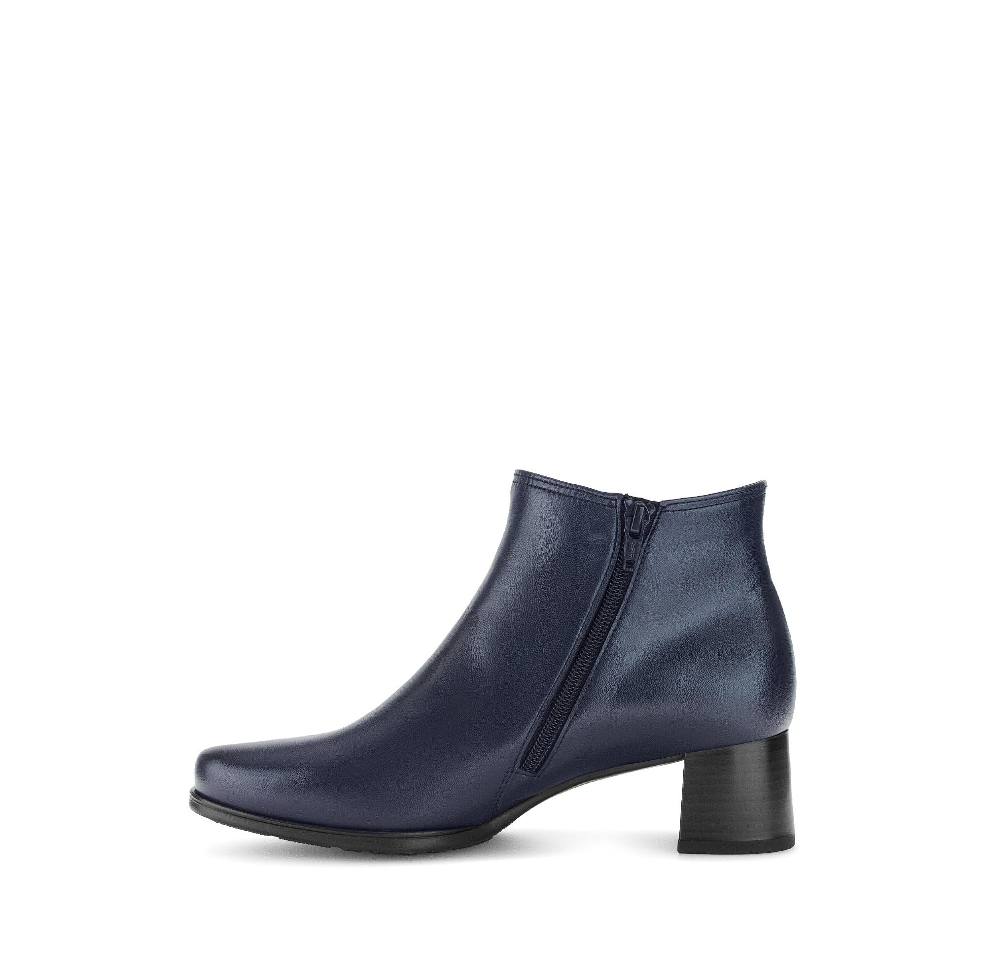 Bottines bleues en cuir lisse - Image 2
