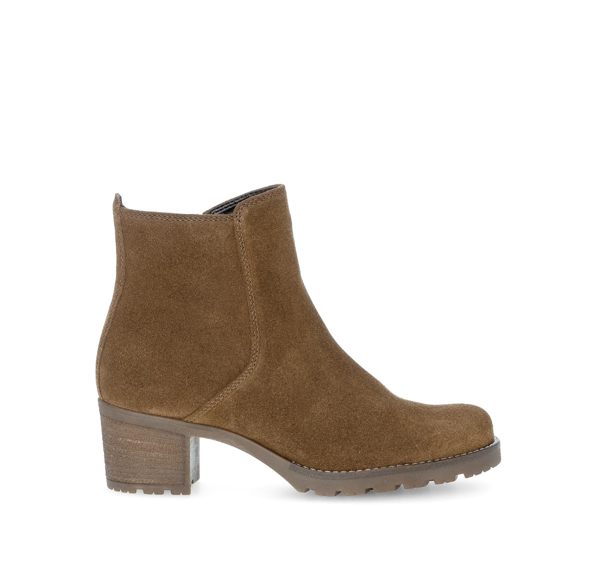Bottines cognac en cuir nubuck