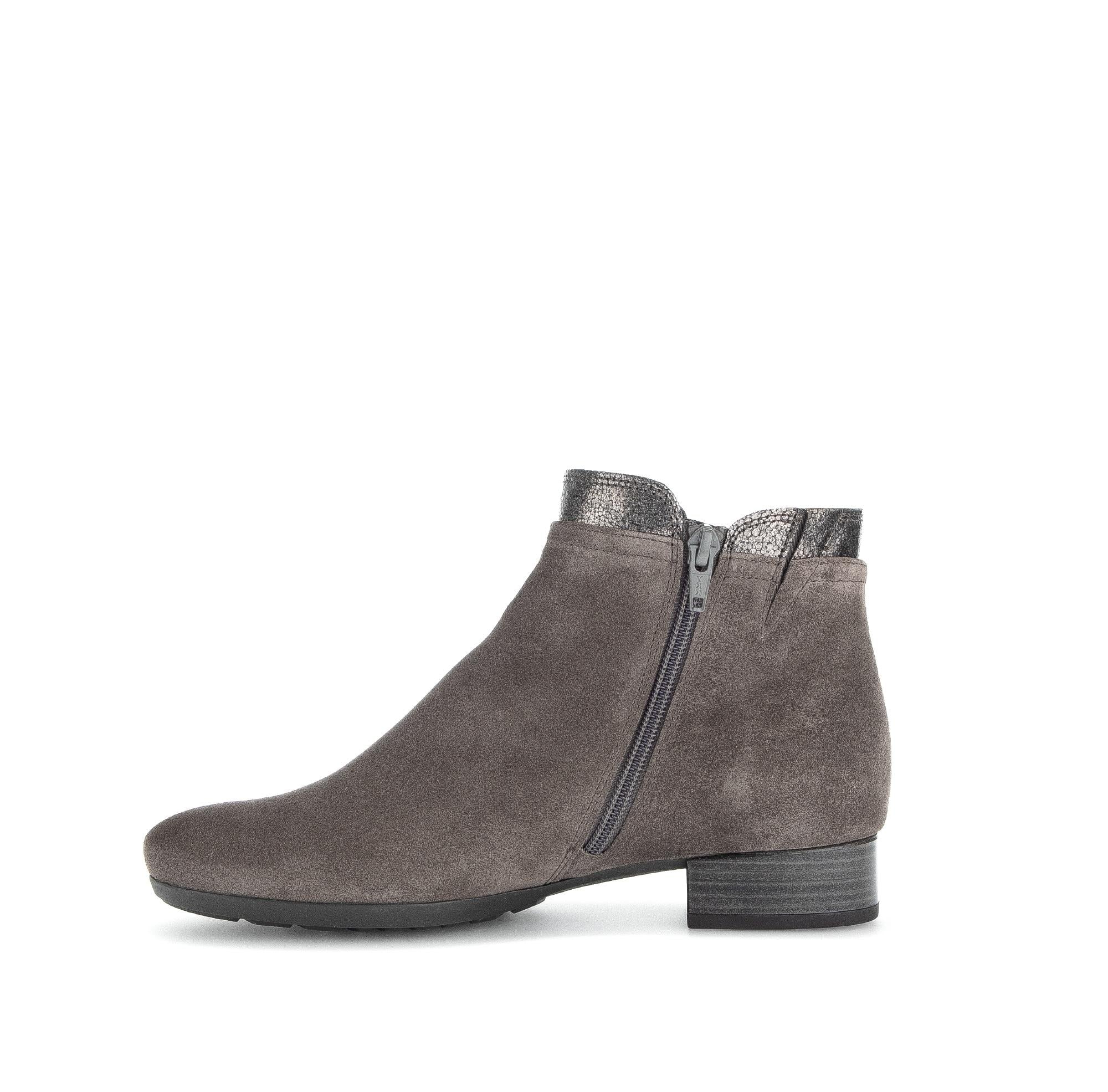 Bottines grises en Nubuck - Image 2