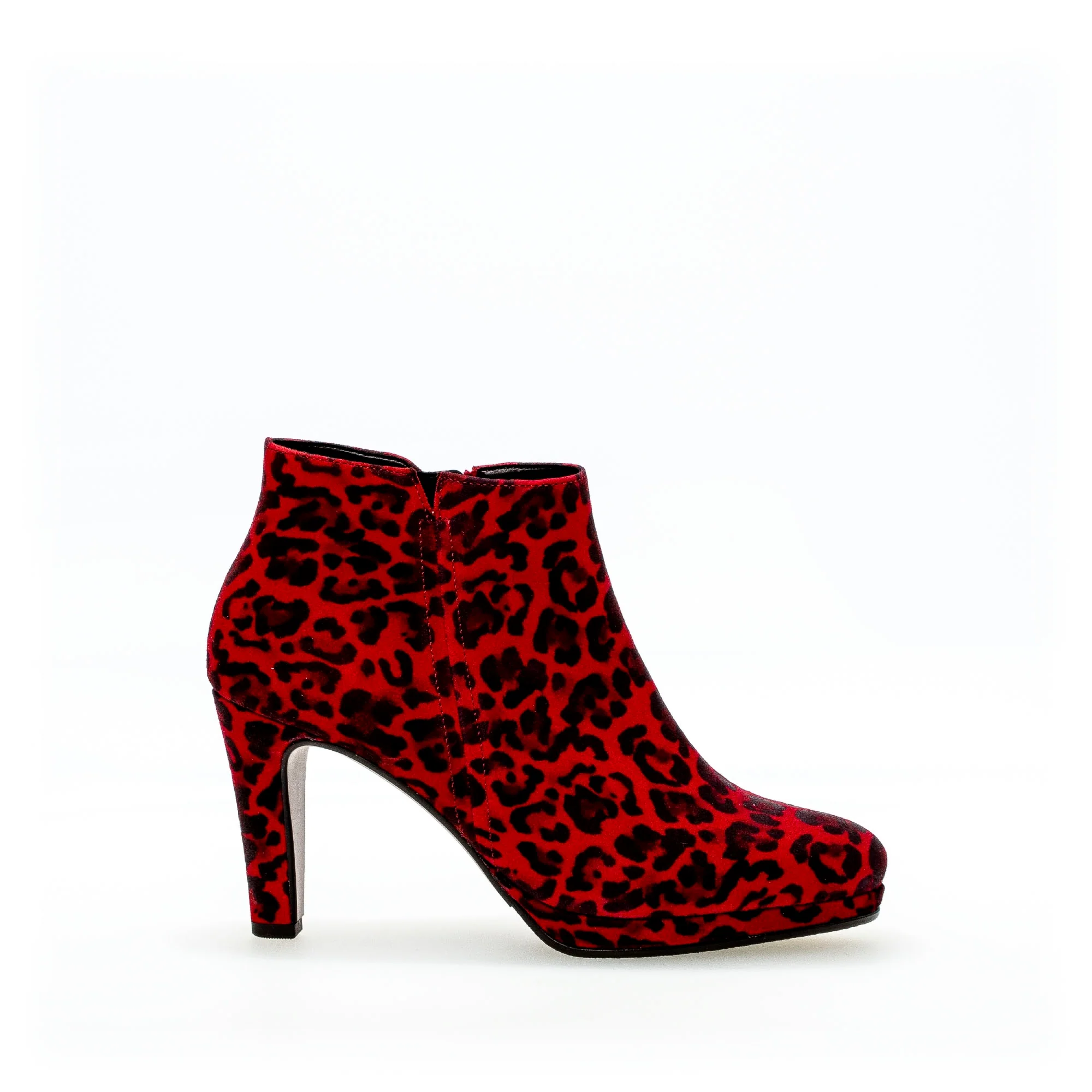 Bottines modernes rouges en nubuck
