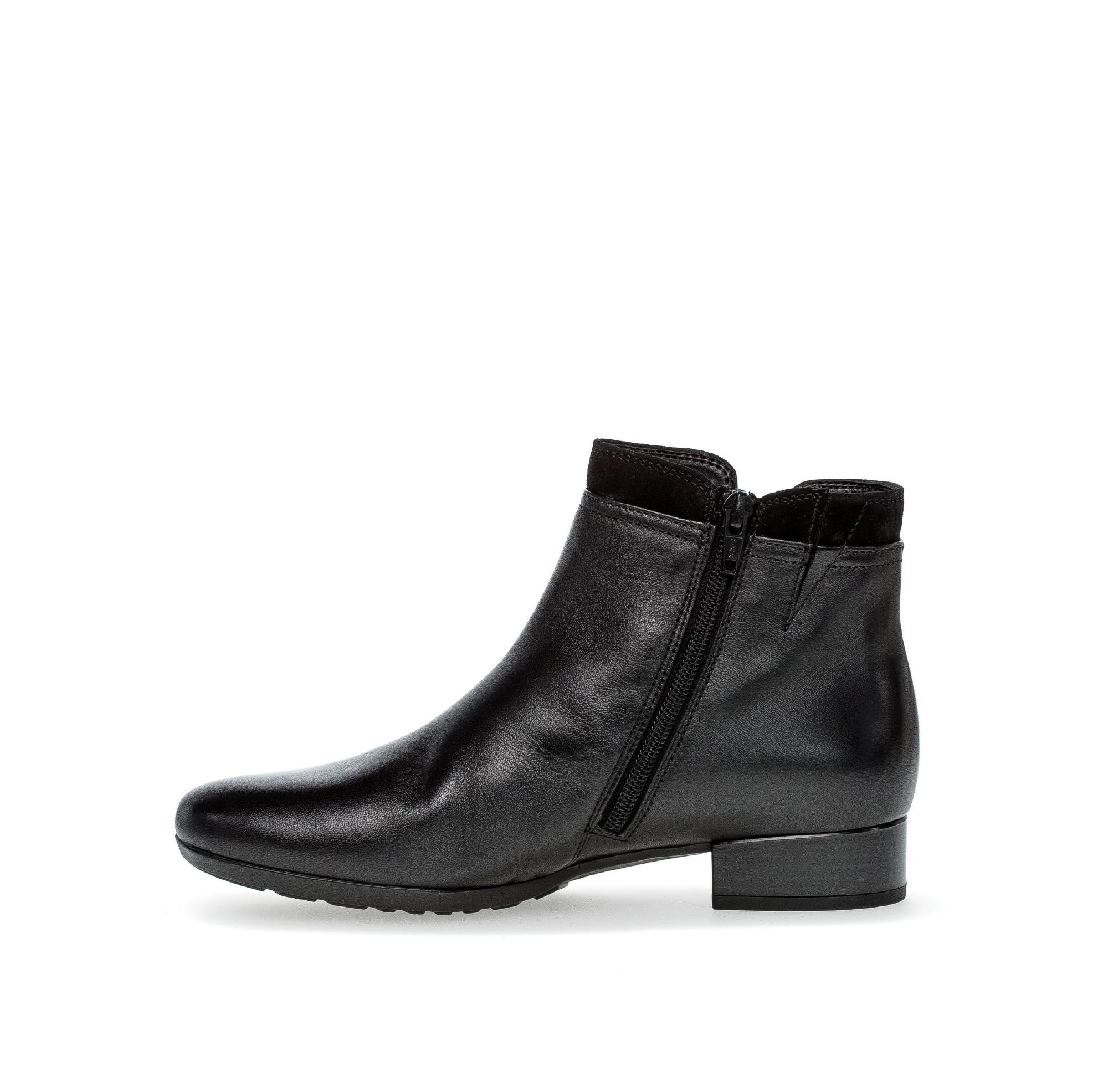 Bottines noires en cuir lisse - Image 2