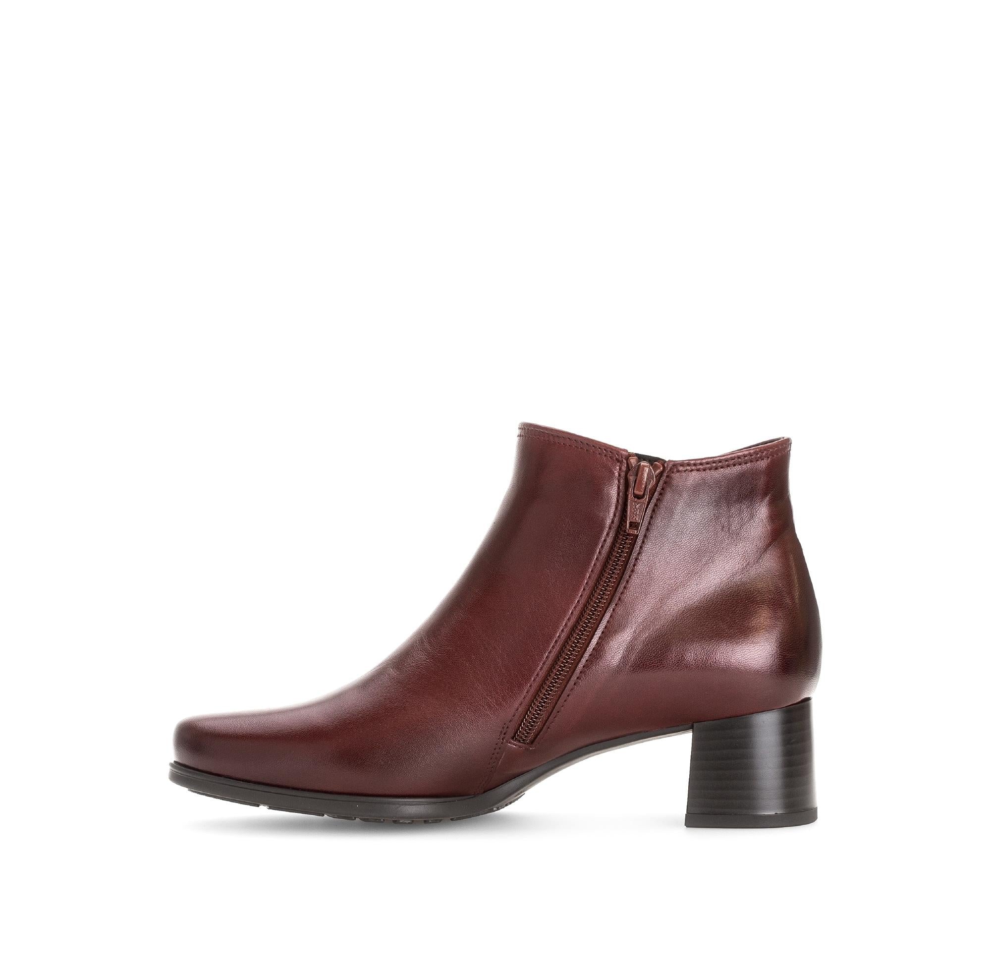 Bottines bordeaux en cuir lisse - Image 2